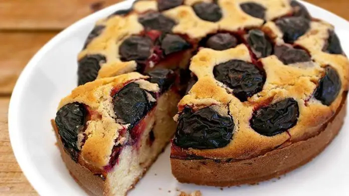 Clafoutis aux prunes avec thermomix