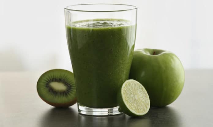 Jus de fruit pomme kiwi au Thermomix