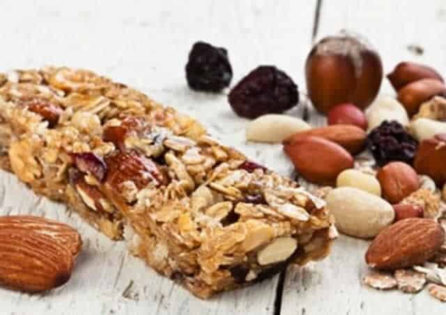 Barres aux céréales et aux fruits secs