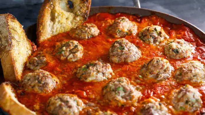 Boulettes de viande à la sauce tomate