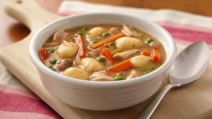 Soupe asiatique au poulet au thermomix.