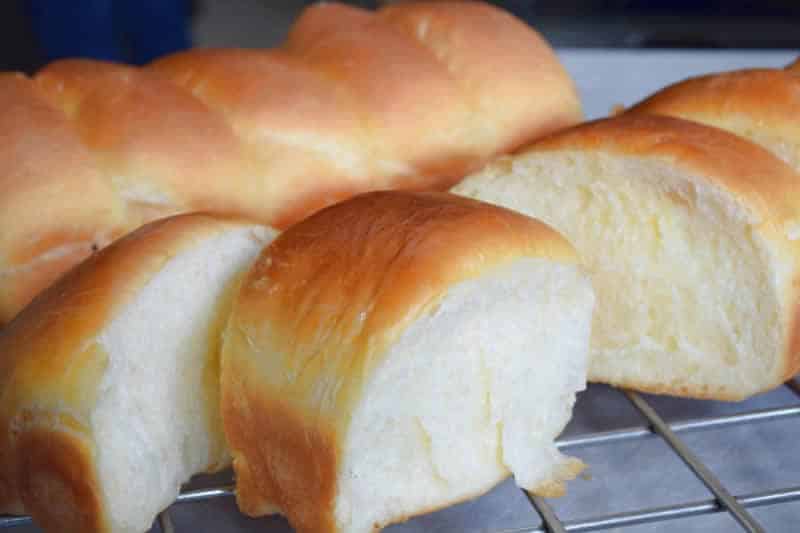 Pain De Mie Aux Blancs Doeufs Au Thermomix Recette Thermomix