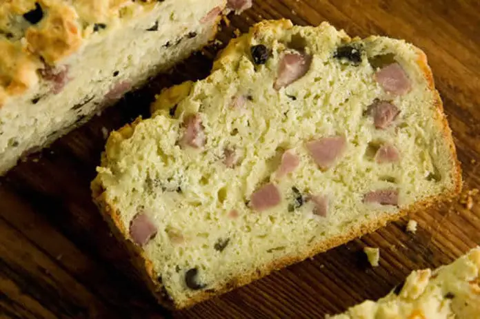 Cake au jambon cru et au comté au thermomix