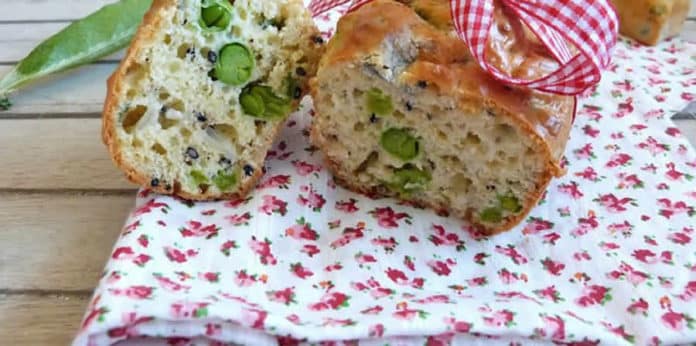 Cake petits pois courgettes et chèvre au thermomix