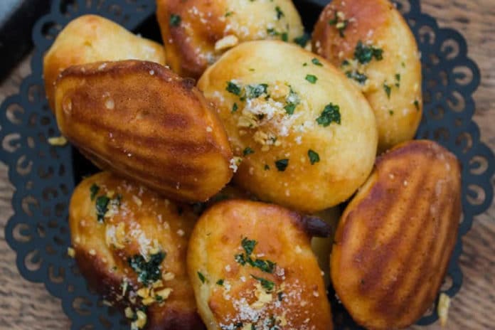 Madeleines aux courgettes et parmesan au thermomix