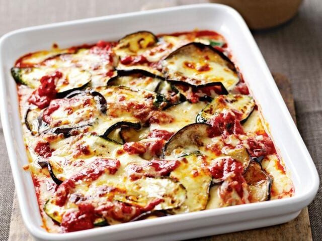 Gratin d’aubergine et mozzarella à la sauce tomate WW