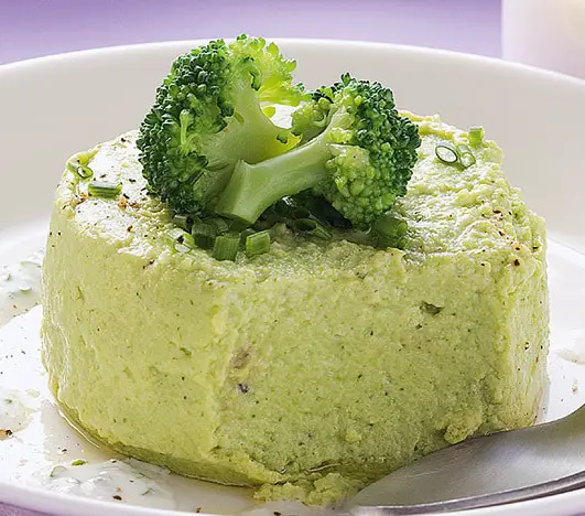 Flans de brocolis légers