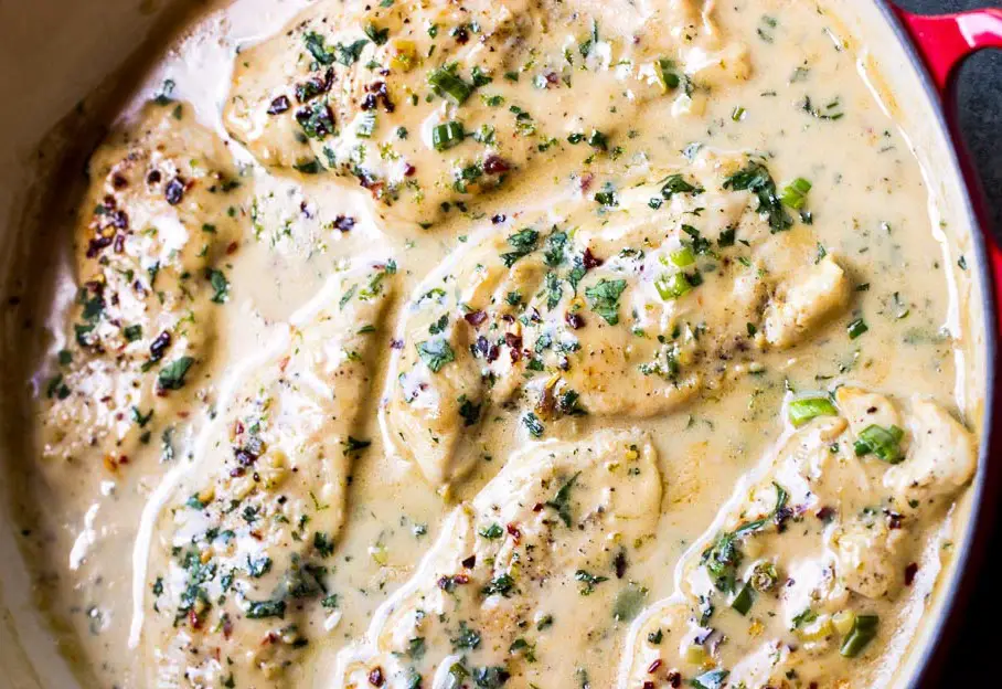 Emincés de poulet au lait de coco allégés