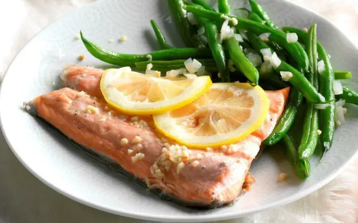 Pavés de saumon et haricots verts avec sauce au citron au thermomix