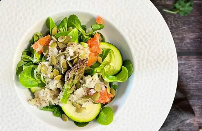 Salade de courgette asperge et pamplemousse au thermomix
