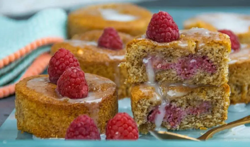 Cupcakes aux noix et aux framboises au Thermomix