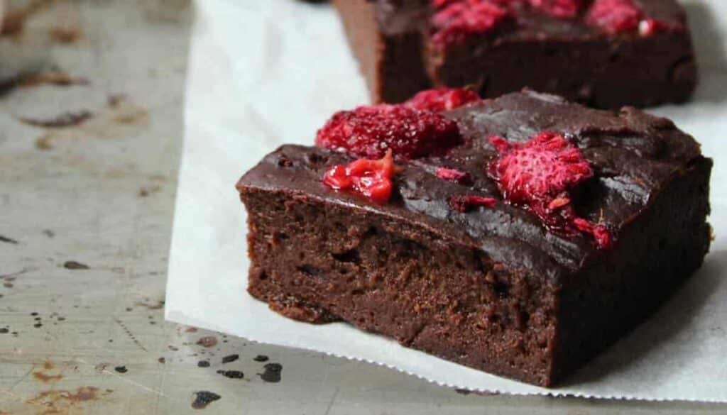 Brownies aux framboises avocat et banane au Thermomix