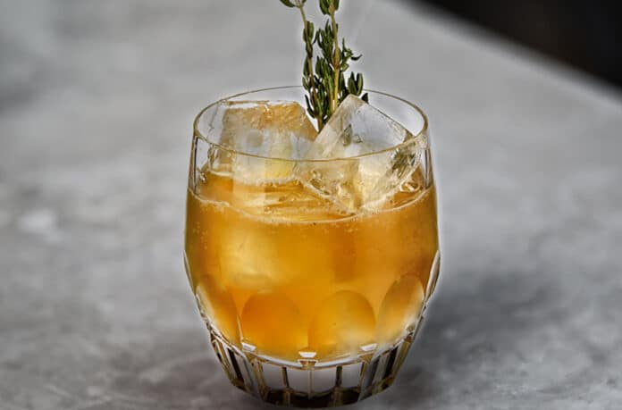 Cocktail Cognac Sour