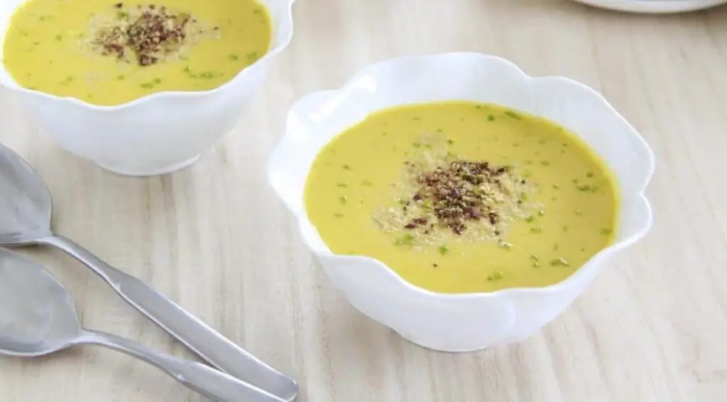 Crème de légumes noix de coco et beurre de cacahuète au Thermomix