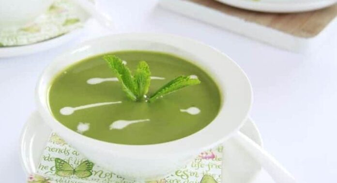 Crème froide de petits pois laitue et menthe au Thermomix