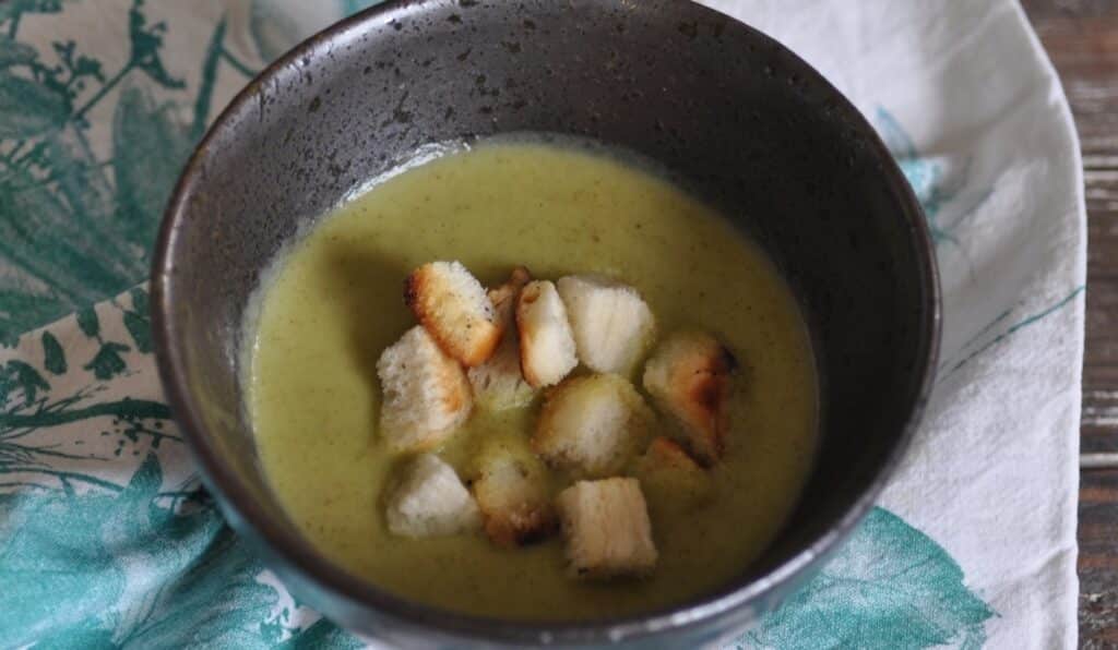Crème de brocoli au piment au Thermomix