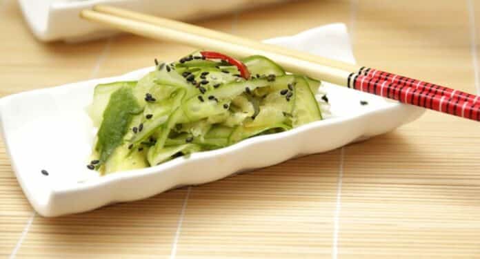 Salade de concombre japonaise au Thermomix