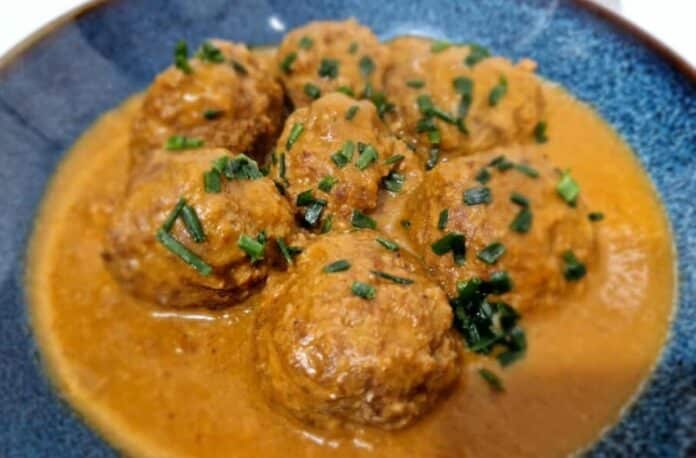 Boulettes de boeuf et bacon avec sauce à la bière