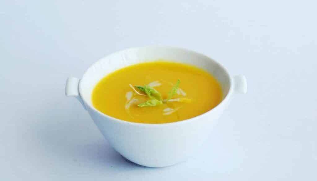 Crème de carotte orange et gingembre au Thermomix