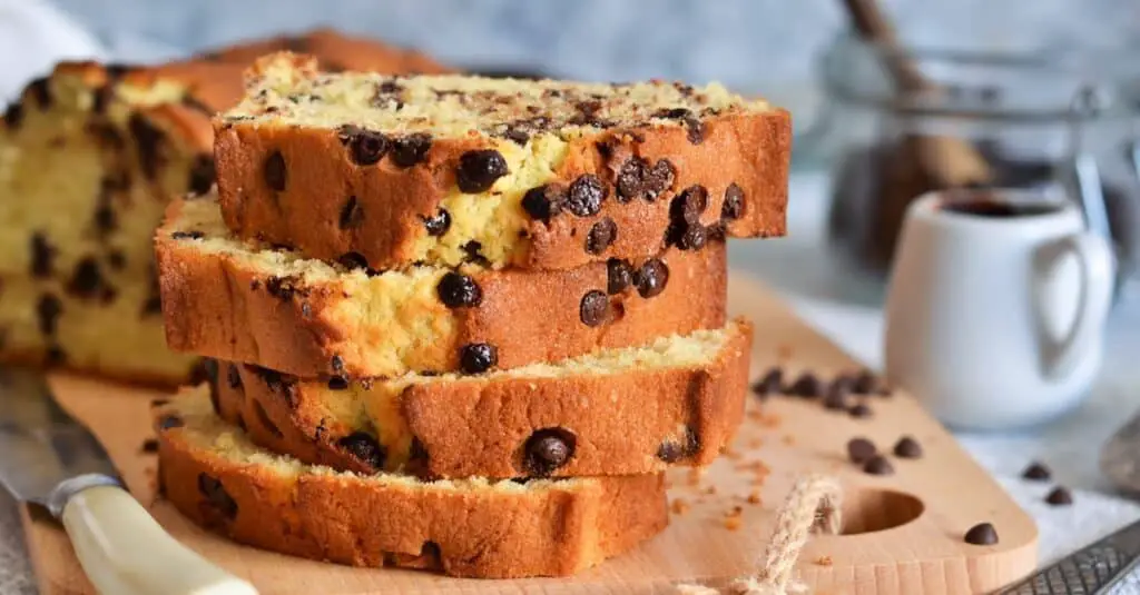 Cake à la vanille et aux pépites de chocolat
