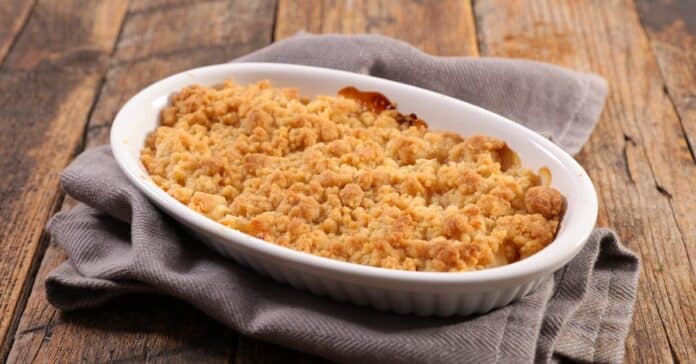 Crumble aux pommes et raisins secs