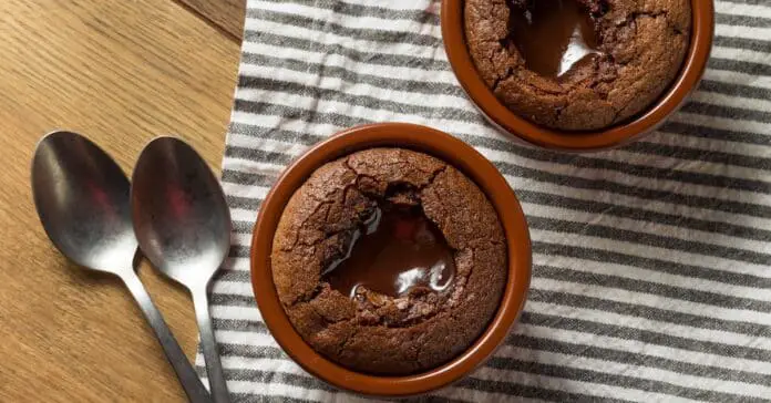 Fondant au chocolat sans beurre : Un délicieux fondant au goût intense !