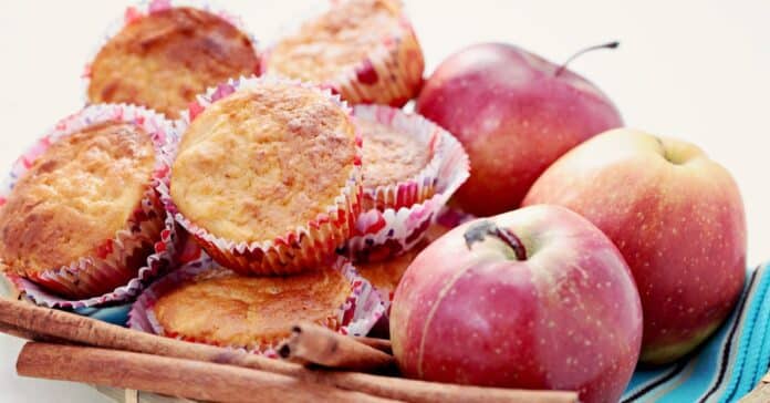 Muffins pomme cannelle sans beurre : Savoureux et Légers à la fois !