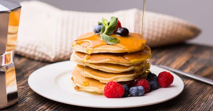 Pancakes au sirop d’érable : Parfaits pour le petit déjeuner !