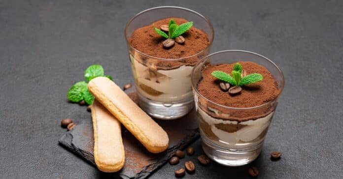 Tiramisu Léger à la liqueur de café : Fondant et Intense !