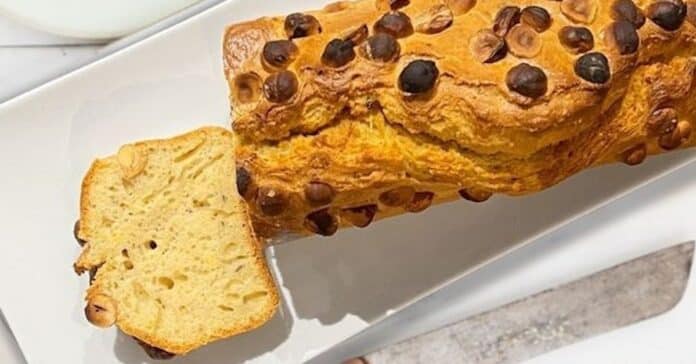 Cake au citron et aux noisettes au Thermomix : Un délice acidulé et croquant en toute simplicité