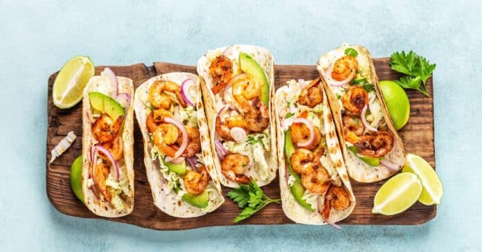 Fajitas aux crevettes : une explosion de saveurs