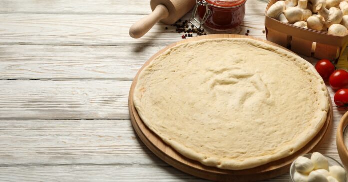 La Meilleure Recette de Pâte à Pizza Facile : Réalisez de Délicieuses Pizzas Maison en un Clin d'Œil