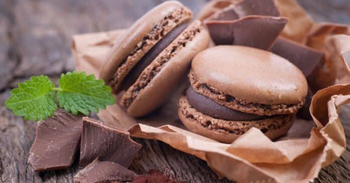 La recette irrésistible des macarons au chocolat : Un plaisir intense qui fera chavirer vos papilles