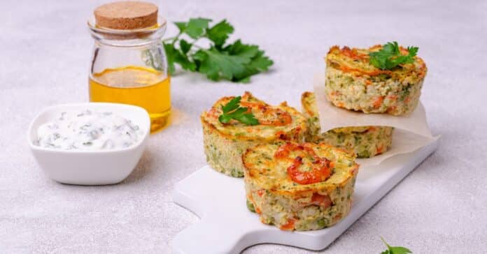 Muffins aux légumes et crevettes : Un mariage exquis de saveurs dans un format pratique et délicieux !