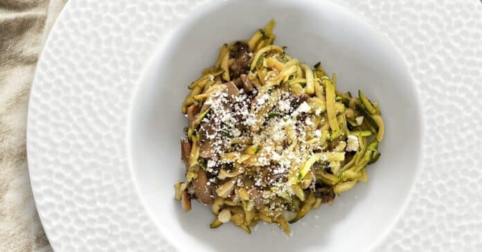 Ragoût de champignons aux Zoodles au Thermomix : un plat végétarien succulent