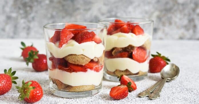 Tiramisu gourmand aux fraises : le dessert fruité et facile pour l'été