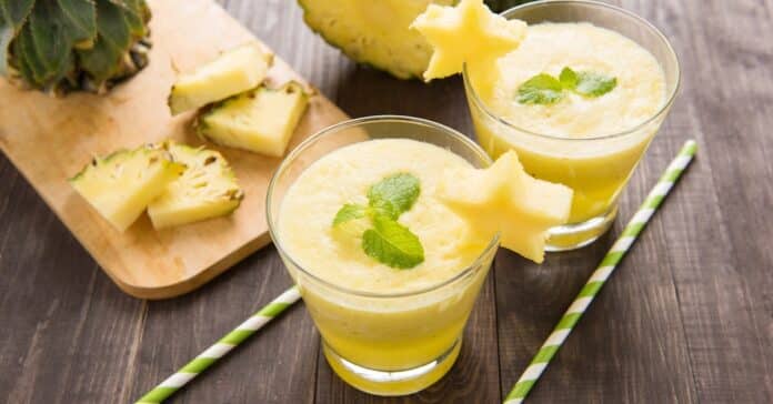 Smoothie à l'ananas au Thermomix : Une explosion tropicale de saveurs rafraîchissantes