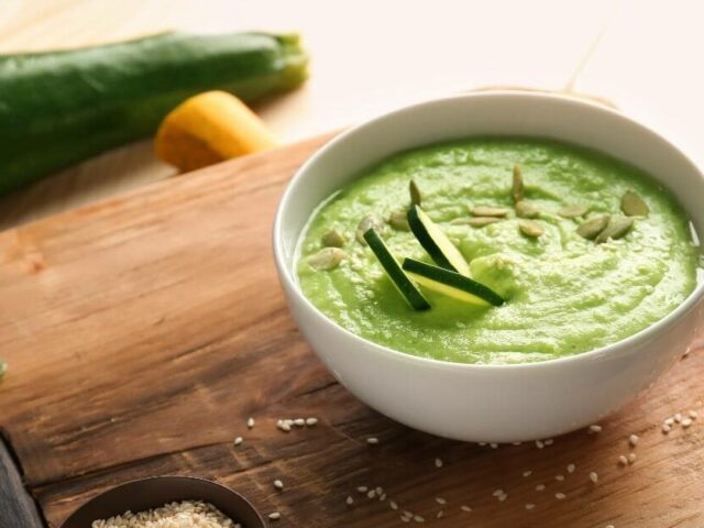 Gaspacho de courgette au Thermomix : Une fraîcheur estivale