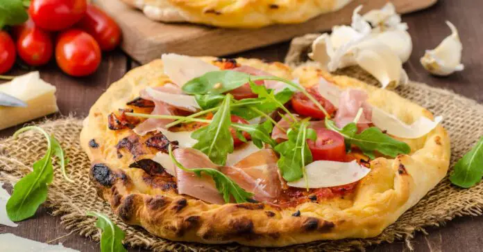 Pizza Italienne avec Parmesan Prosciutto et Roquette : une expérience culinaire unique