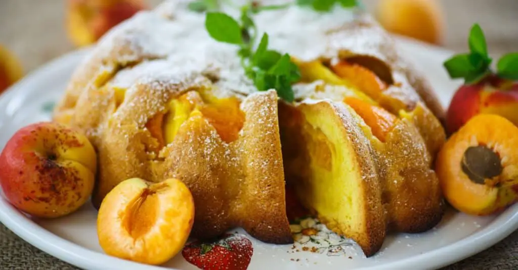 Gâteau éponge à l'Abricot au Thermomix : Gourmandise Estivale