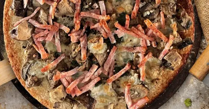 Pizza au chou-fleur et cèpes au Thermomix : Recette Originale