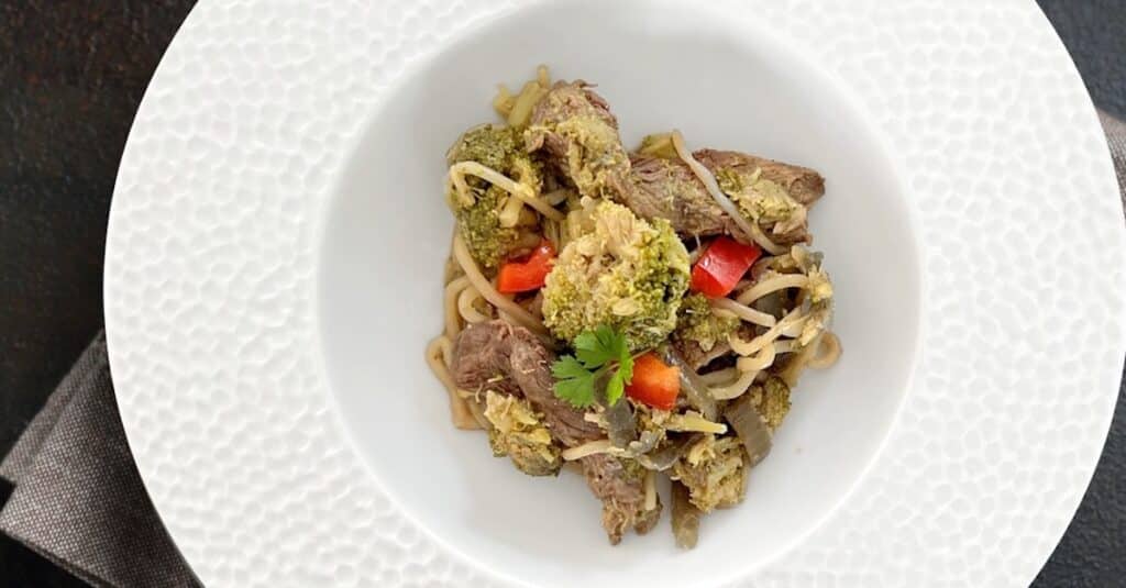 Wok de boeuf au brocoli au Thermomix : Rencontre de Saveurs Explosives