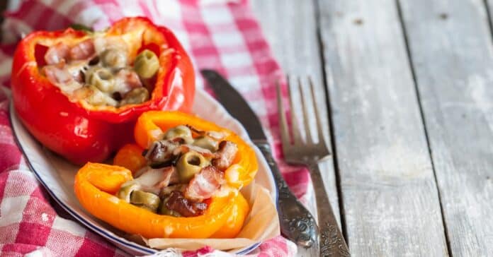 Poivrons farcis à la viande olives et jambon au Thermomix : Un Délice Fait Maison