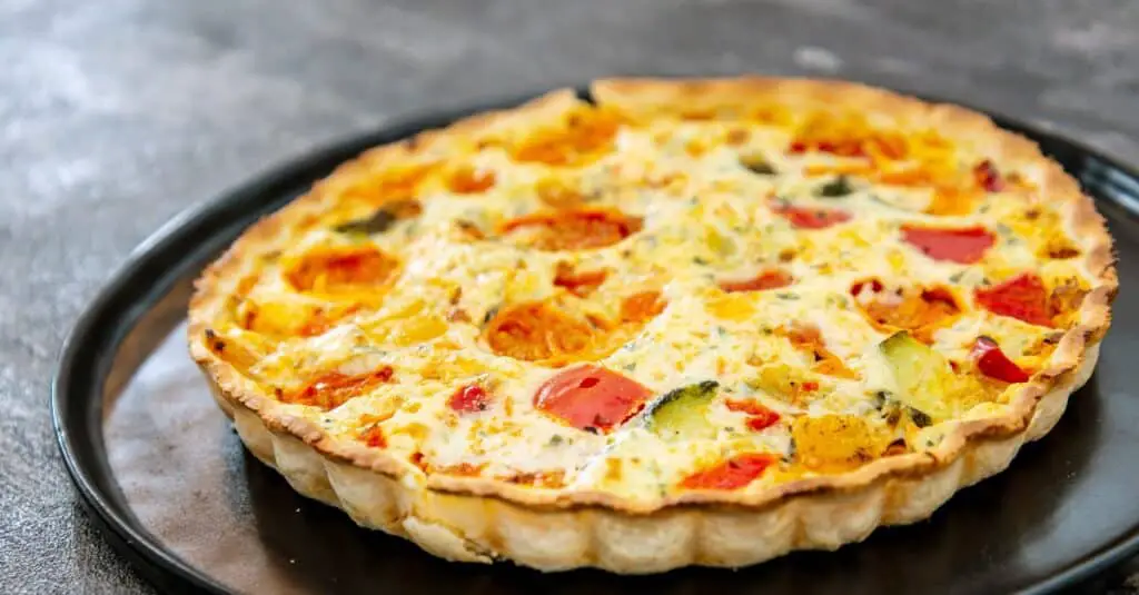 Tarte Tomates Cerises Poivrons et Courgettes au Thermomix : Irrésistiblement Savoureuse