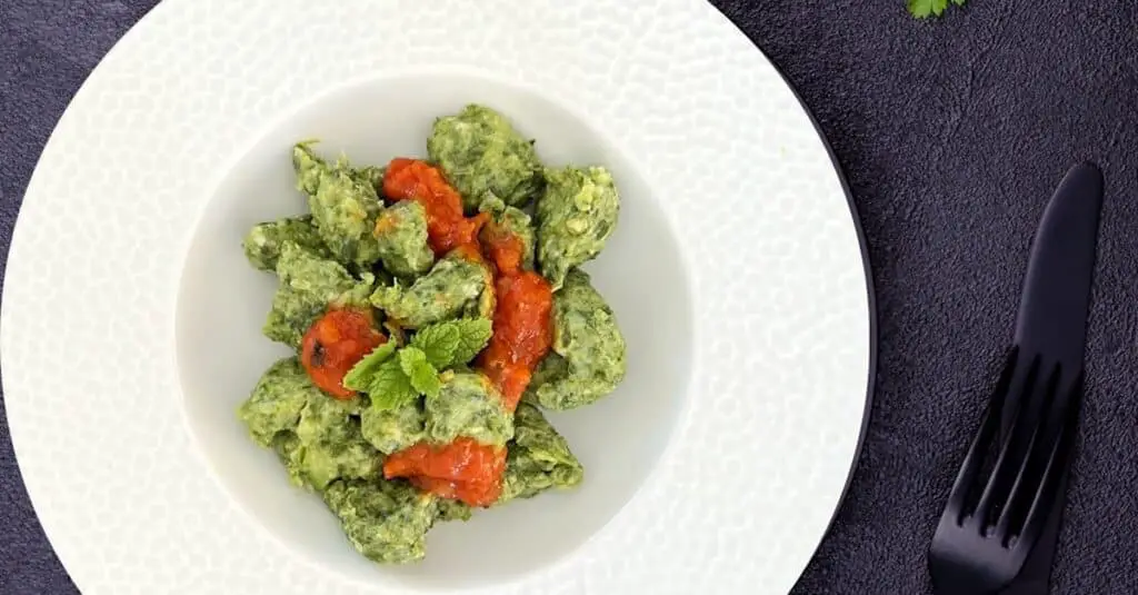 Gnocchis verts à la menthe au Thermomix : Un Festin Frais et Parfumé