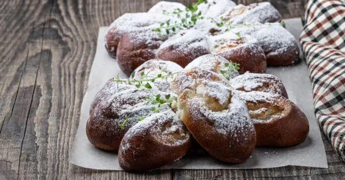 Petit Pain Marguerite au Thermomix : Le Délice Fleuri à Réaliser Facilement