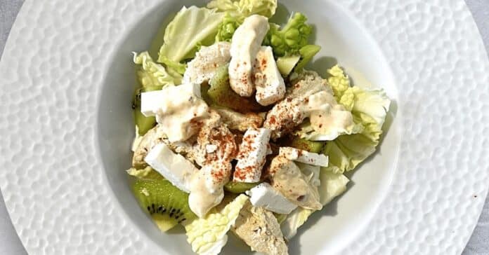 Salade de poulet kiwi feta et chou frisé au Thermomix : Fraîcheur Exotique