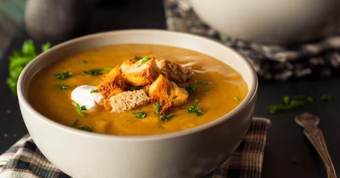 Soupe Crémeuse de Courge Butternut au Thermomix : Un Bol de Chaleur Automnale