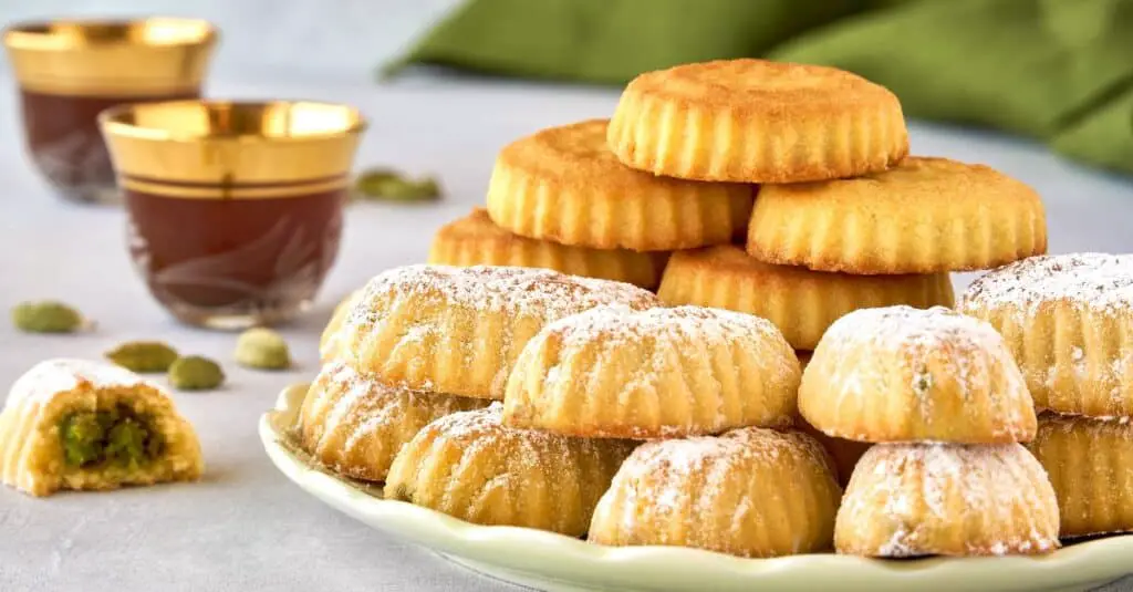 Biscuits Maamoul Fourrés aux Pistaches au Thermomix : Recette Authentique
