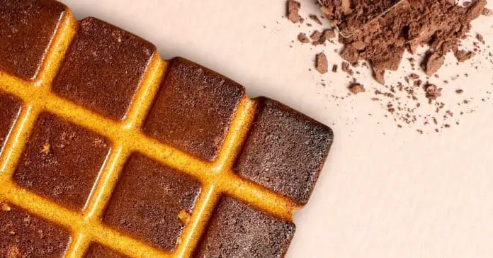 Moelleux aux barres chocolatées au Thermomix : Un délice fondant mêlant saveurs et gourmandises